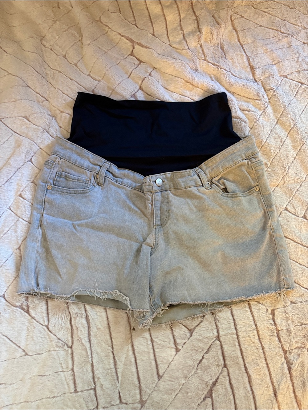 Time and Tru Light Khaki Maternity Denim Shorts with Black Waistband